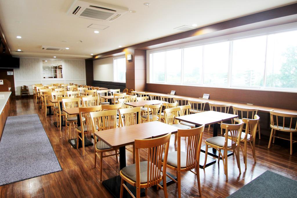 โรงแรมเวสเซล คุมาโมโตะ แอร์พอร์ต Ozu  ภายนอก รูปภาพ